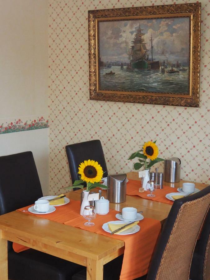 Pension Luettje Meermaid Borkum Esterno foto